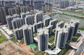 珠海南光泊岸花园,首期5万,38分钟直到香港关口,香港银行按揭，最新价单